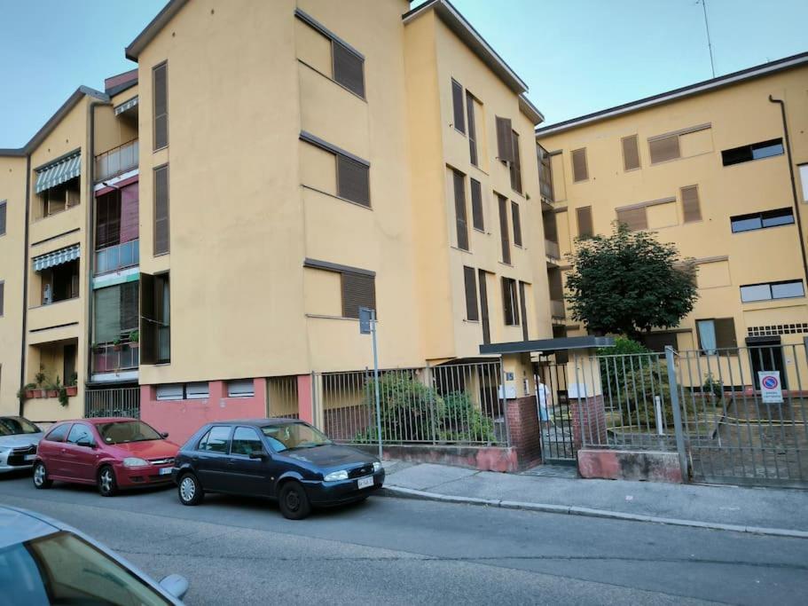 Chez Elisa Zona Sobborghi Monza Brianza , Italia Apartment Bagian luar foto